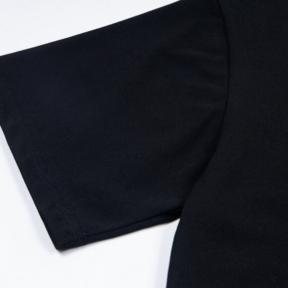 Trapstar Black T Shirt With Large Green T Letter Pattern - Picture 3 of 5